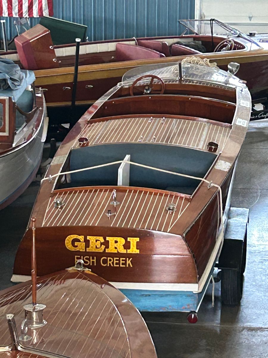 1929 Dodge Triple Cockpit Runabout Model 826 - image 3