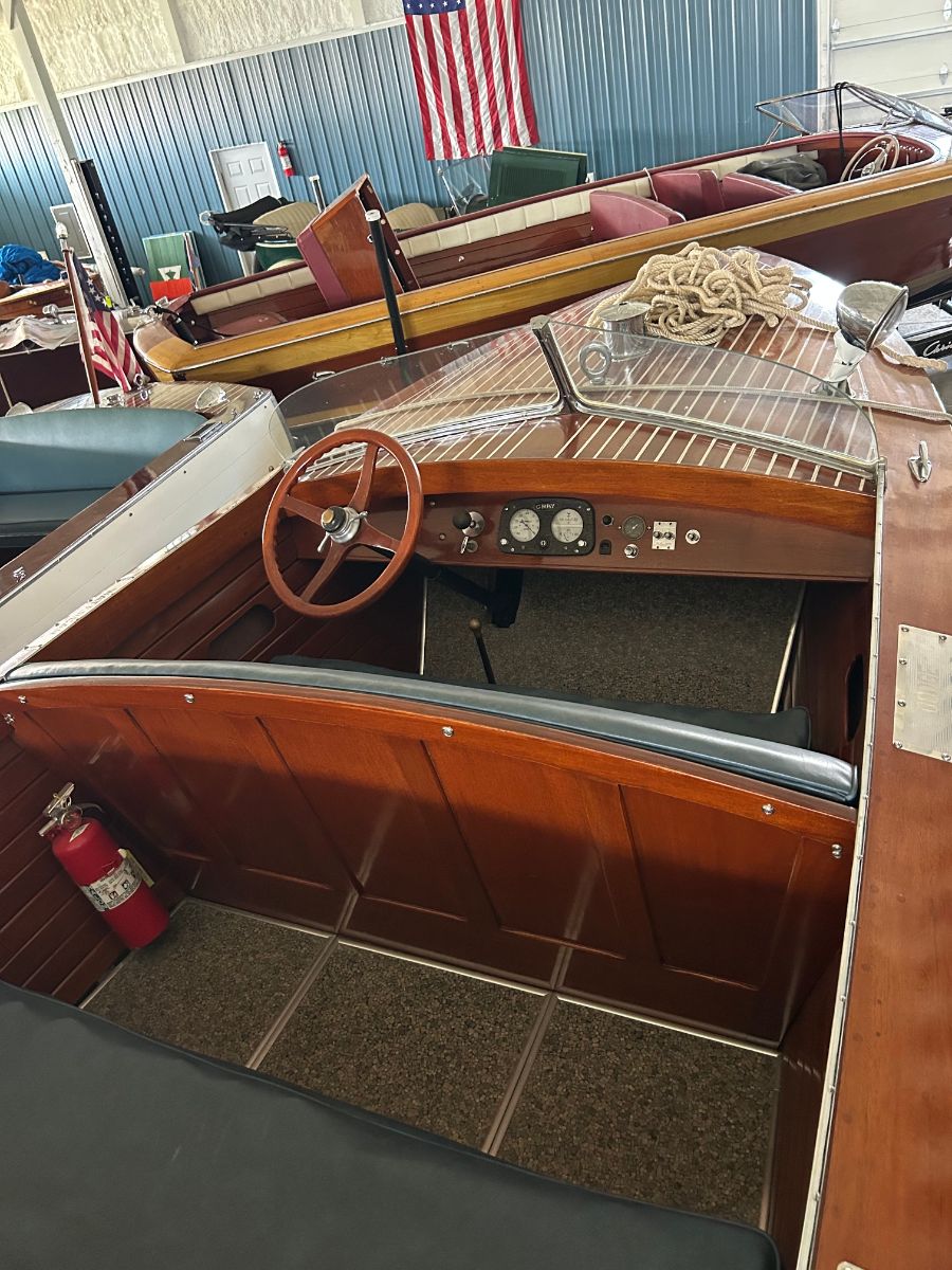 1929 Dodge Triple Cockpit Runabout Model 826 - image 4
