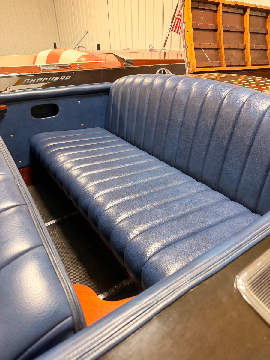 1930 Dee Wite 22' Triple Cockpit Runabout - image 8