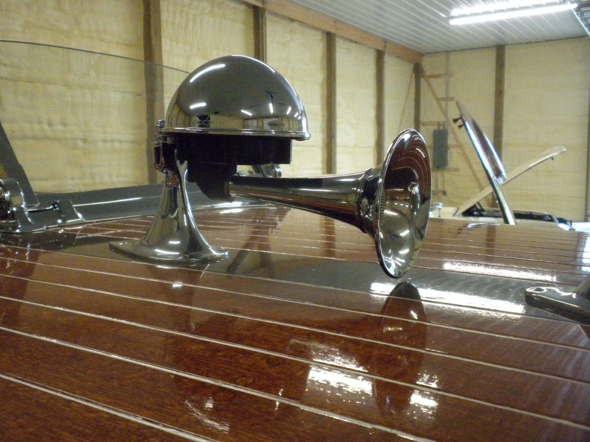 1939 Chris Craft Custom (Barrel Back) - image 9