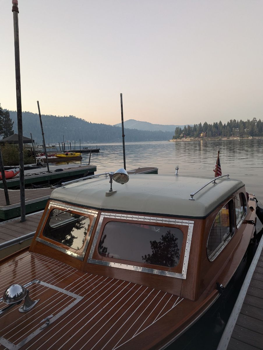 1939 Chris Craft Sedan - image 7