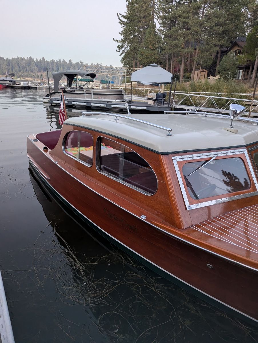 1939 Chris Craft Sedan - image 5