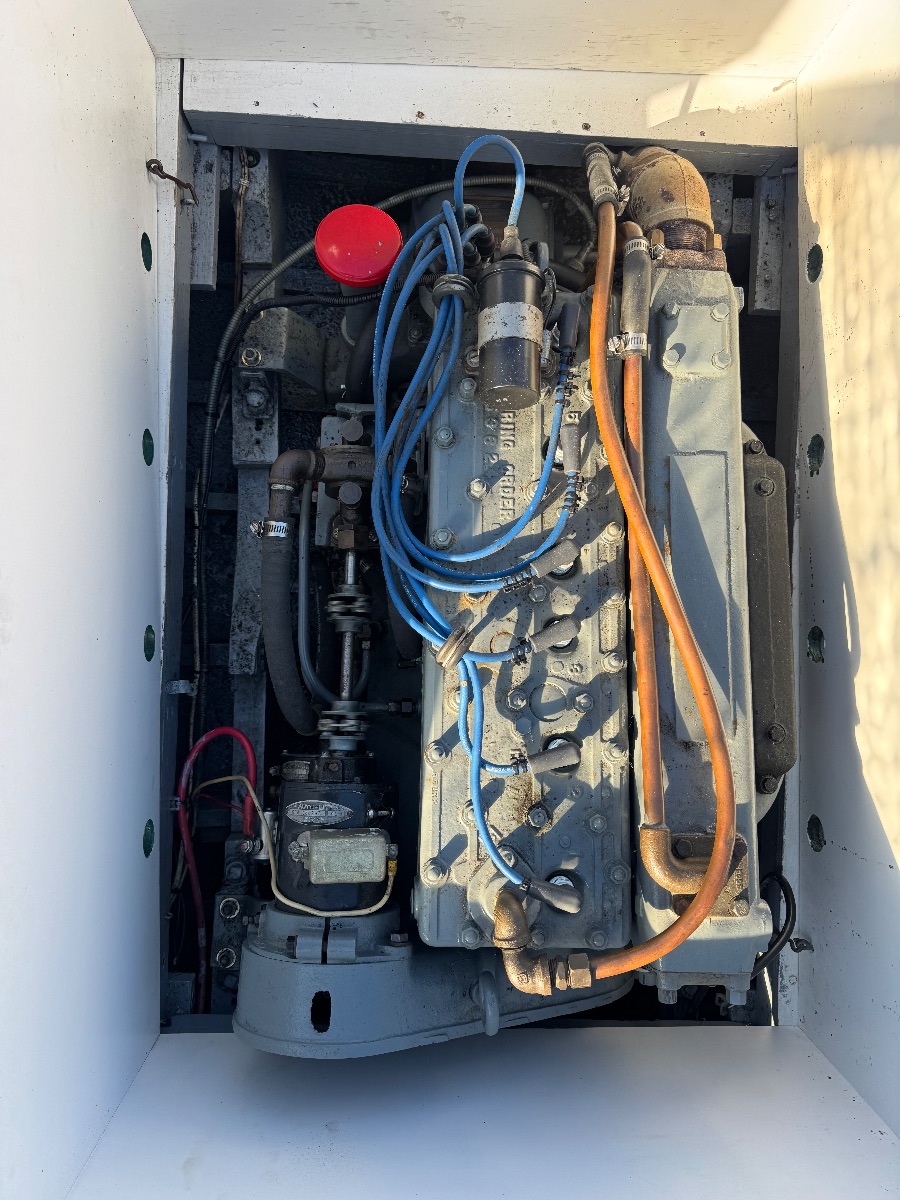 1940 Chris Craft 25’ semi enclosed cruiser  - image 8