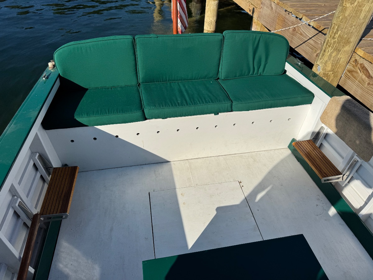 1940 Chris Craft 25’ semi enclosed cruiser  - image 6