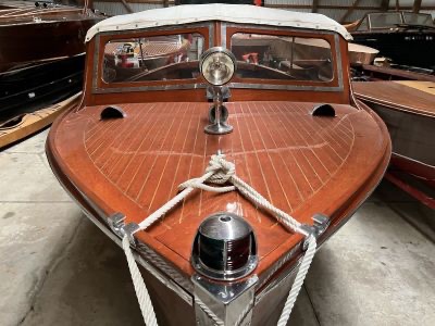 1940 Chris Craft U 22 Deluxe Utility - image 4