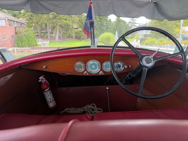 1941 Chris Craft Runabout - image 4