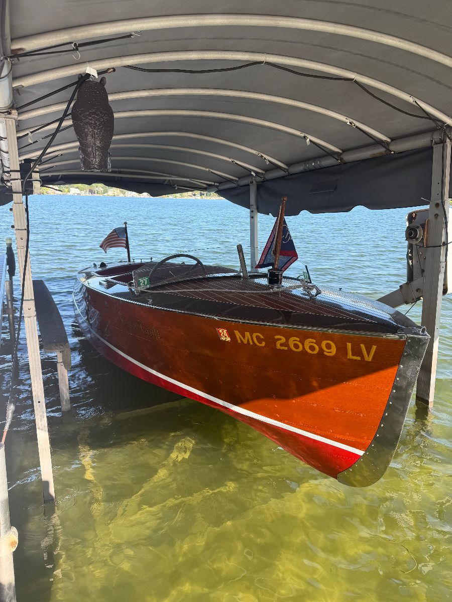 1941 Chris Craft Runabout - image 3