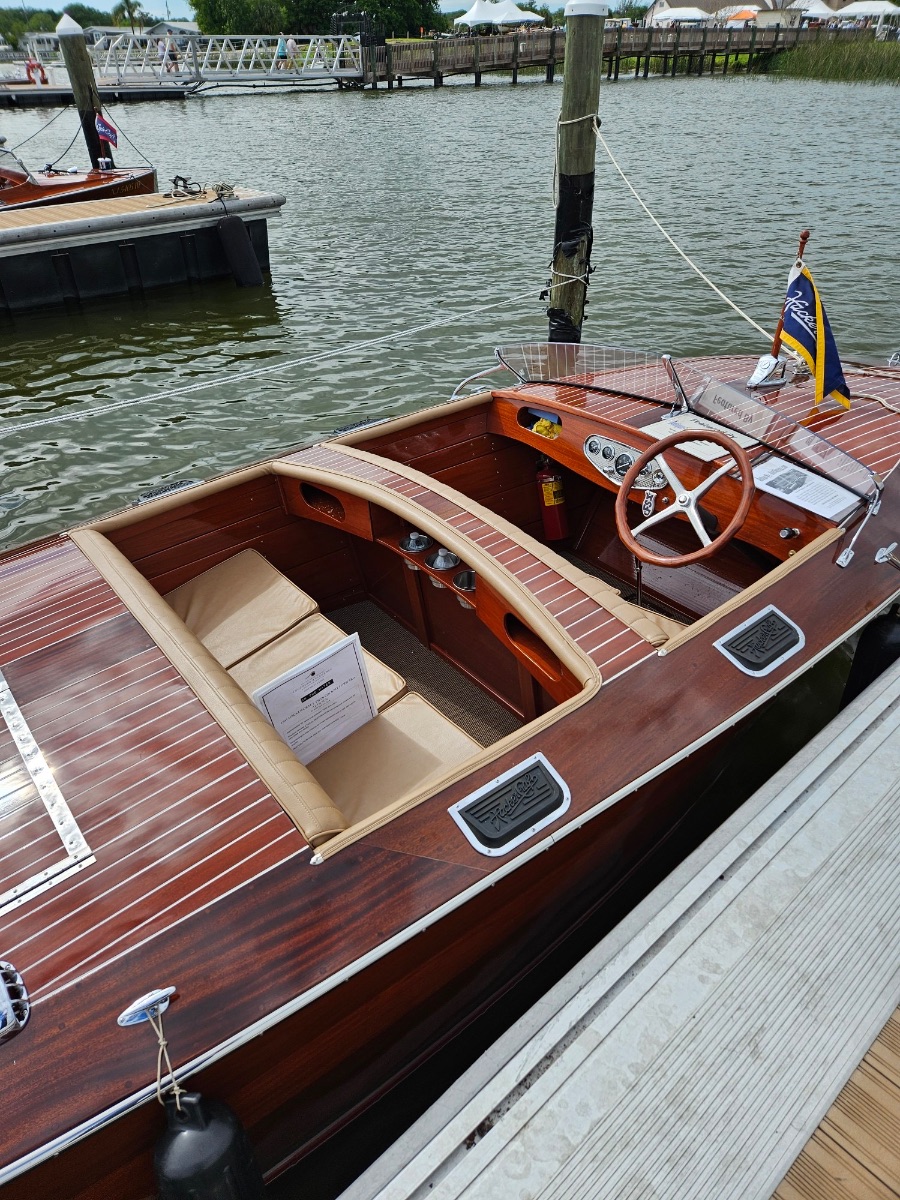 1941 Hacker Runabout  - image 4