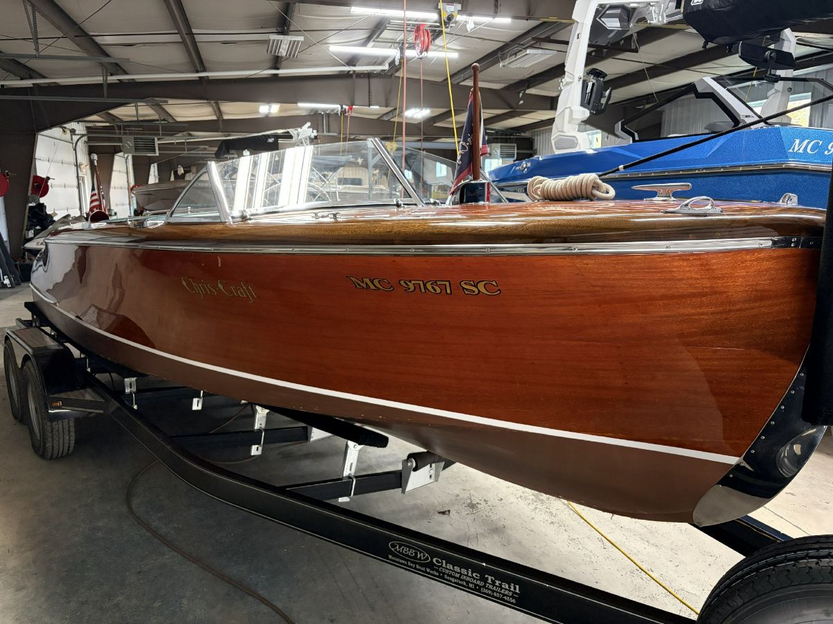 1942 Chris Craft Custom (Barrel Back) - image 7
