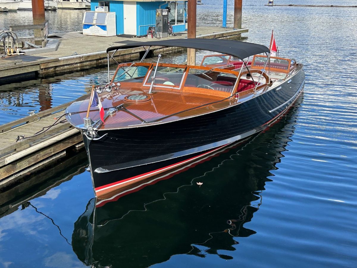 1946 36' Stephens Triple Cockpit Runabout