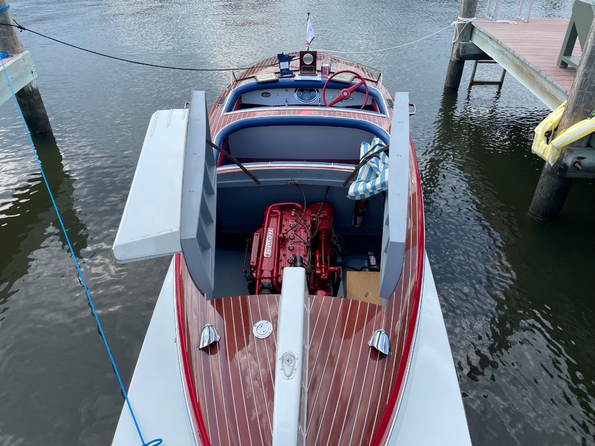 1947 Ventnor Double Cockpit Forward Runabout - image 8