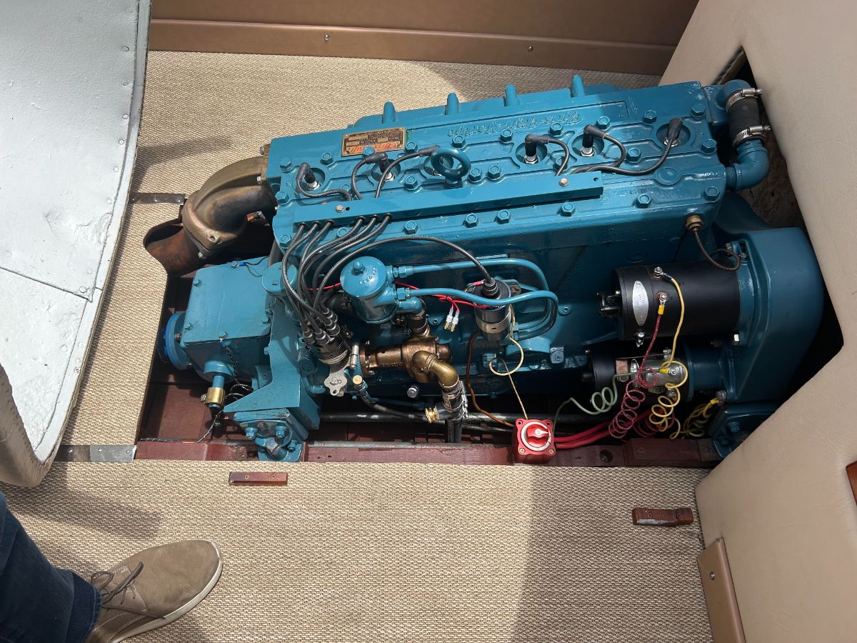1949 Chris Craft Sedan - image 5