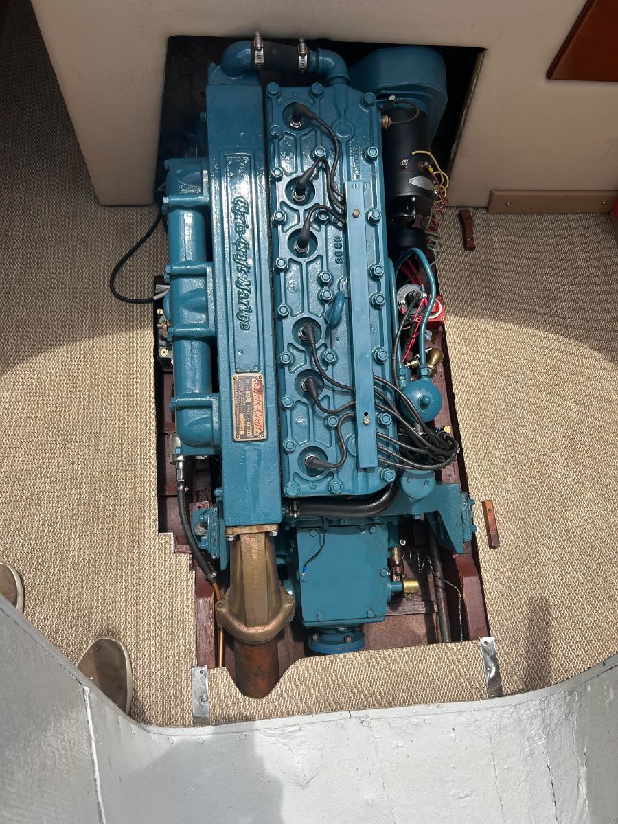 1949 Chris Craft Sedan - image 6