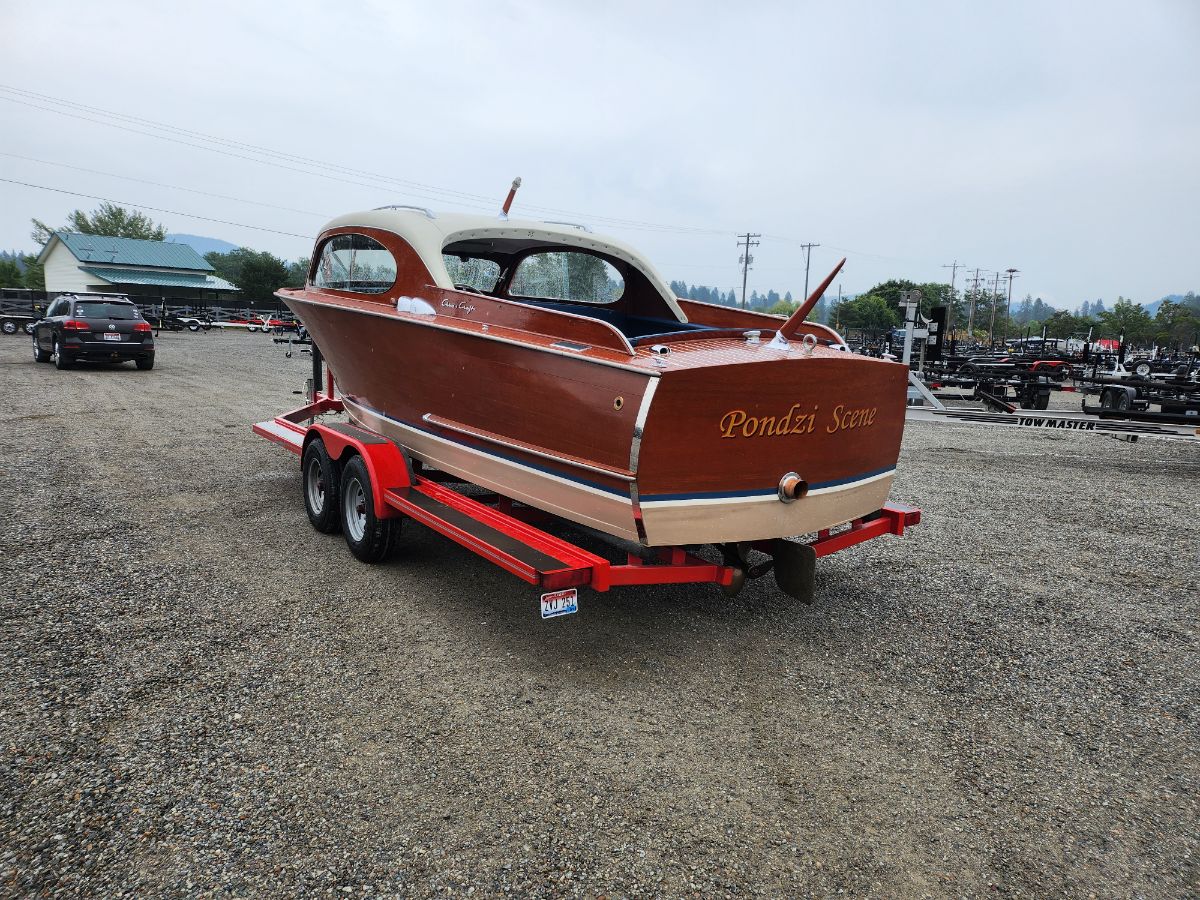 1949 Chris Craft SEDAN  Utilities - 22.0ft 130 hp in SANDPOINT, ID