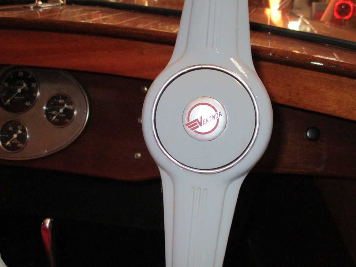 1949 Ventnor Runabout - image 5