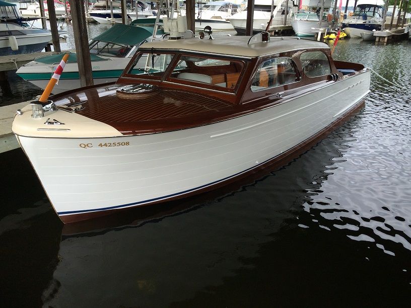1950 28' Chris Craft Super Semi Enclosed