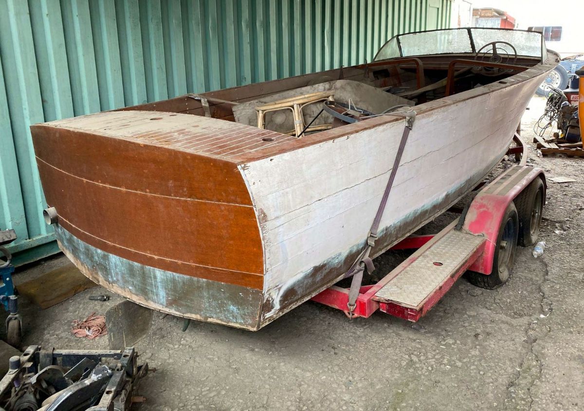 1948 Chris Craft 22 Sportsman Utilities - 22.0ft Inboard in Sacramento, CA