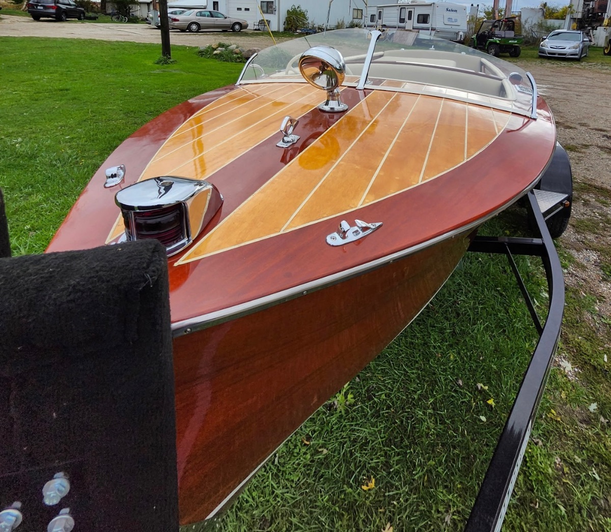 1951 Century Resorter Utilities - 16.0ft Inboard in Holland, Michigan