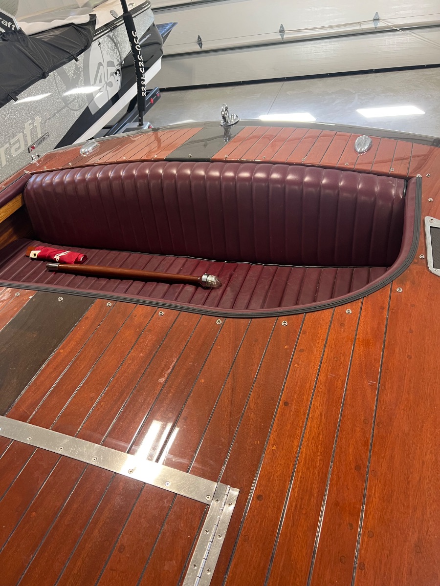 1951 Chris Craft Holiday - image 9