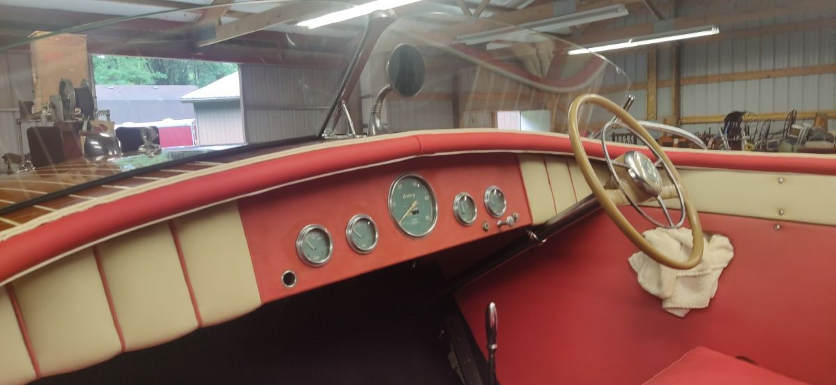 1953 Century Sea Maid - image 3