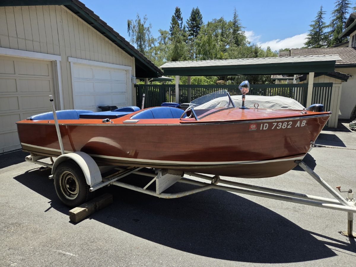 1954 Chris Craft Sportsman - image 3