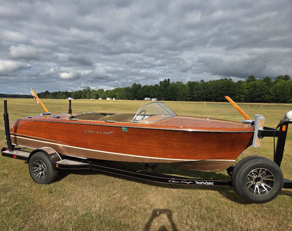 1955 Chris Craft Capri - image 9