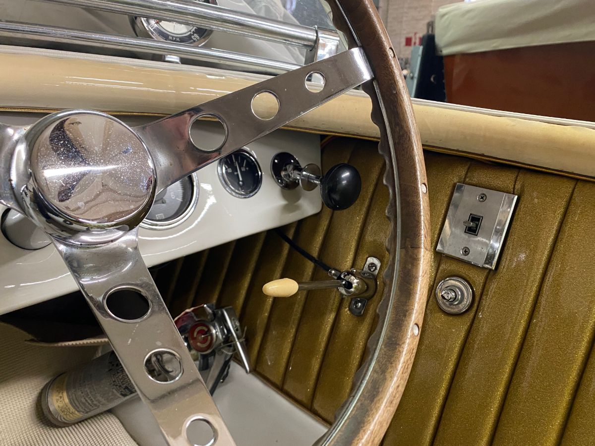 1955 Chris Craft Cobra - image 4