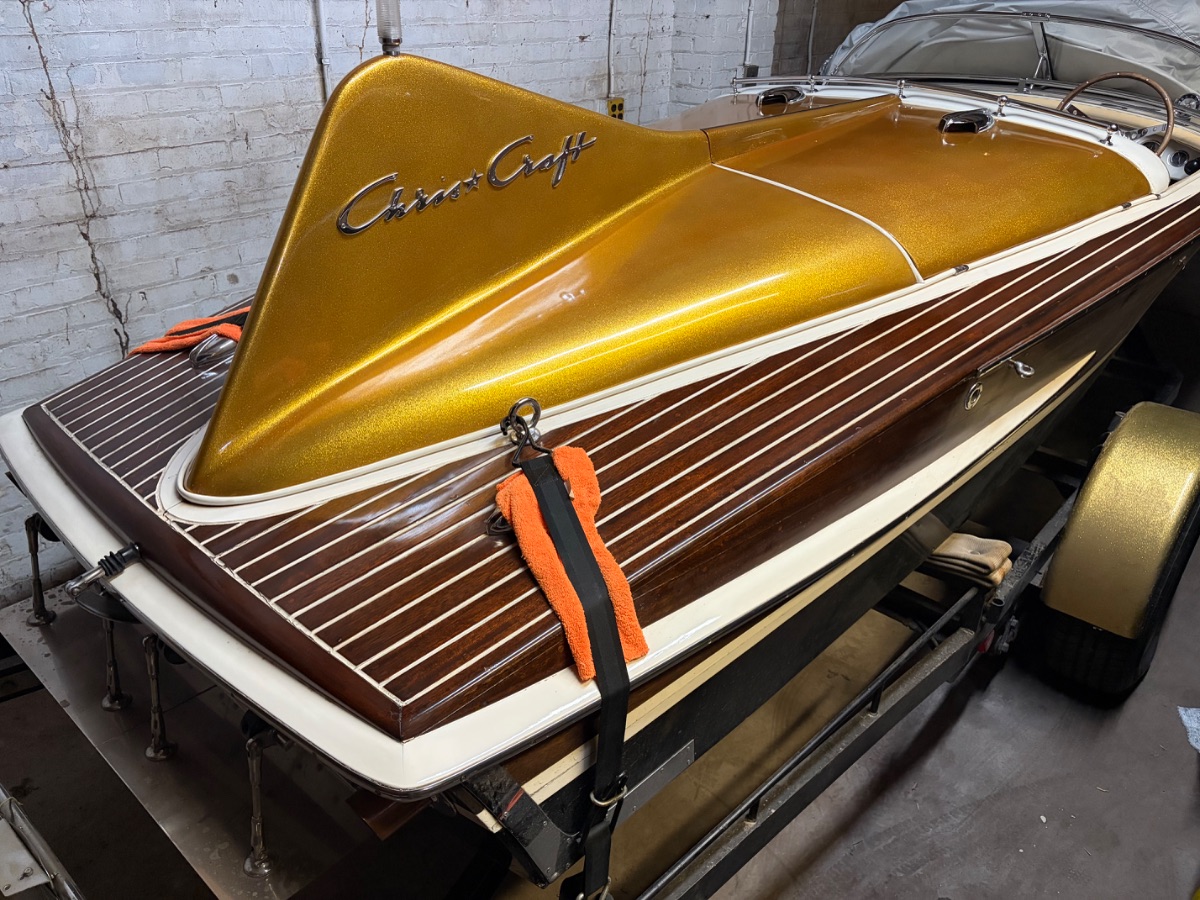1955 Chris Craft Cobra Runabouts - 18.0ft Inboard  in Toledo, OH