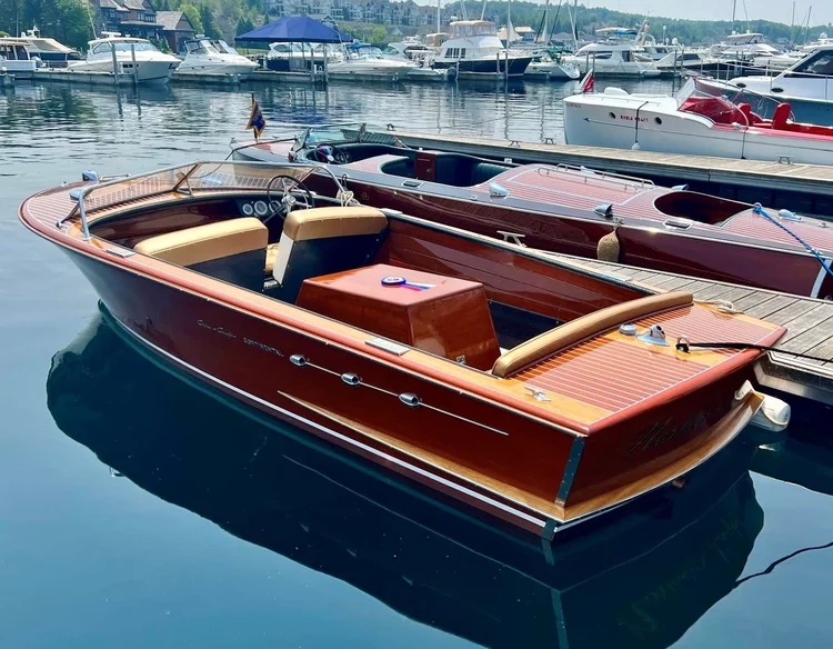 1955 22’ Chris Craft Continental