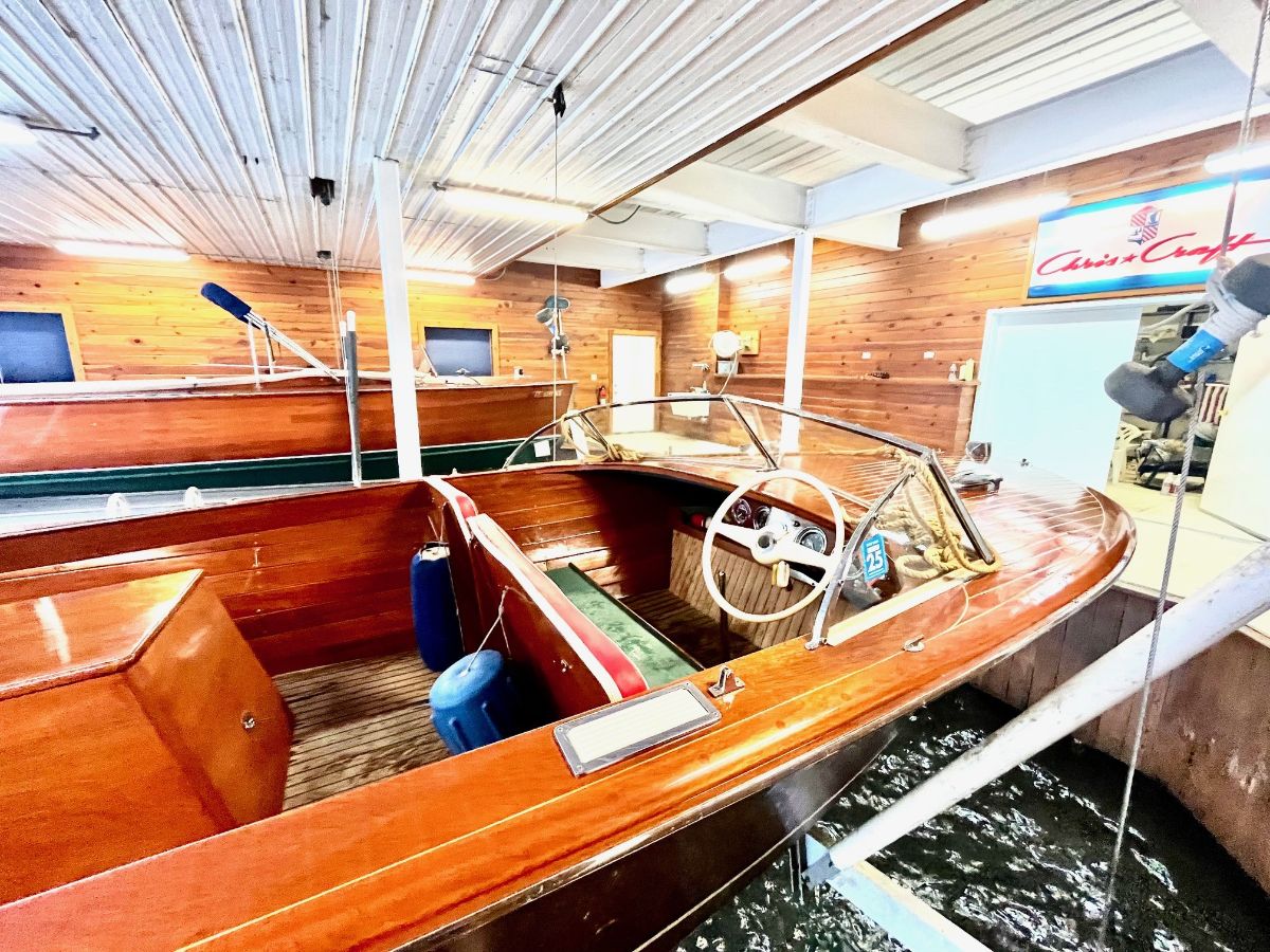 1955 Chris Craft Holiday - image 4