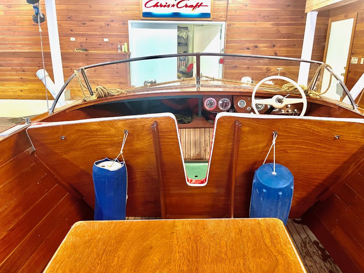1955 Chris Craft Holiday - image 8