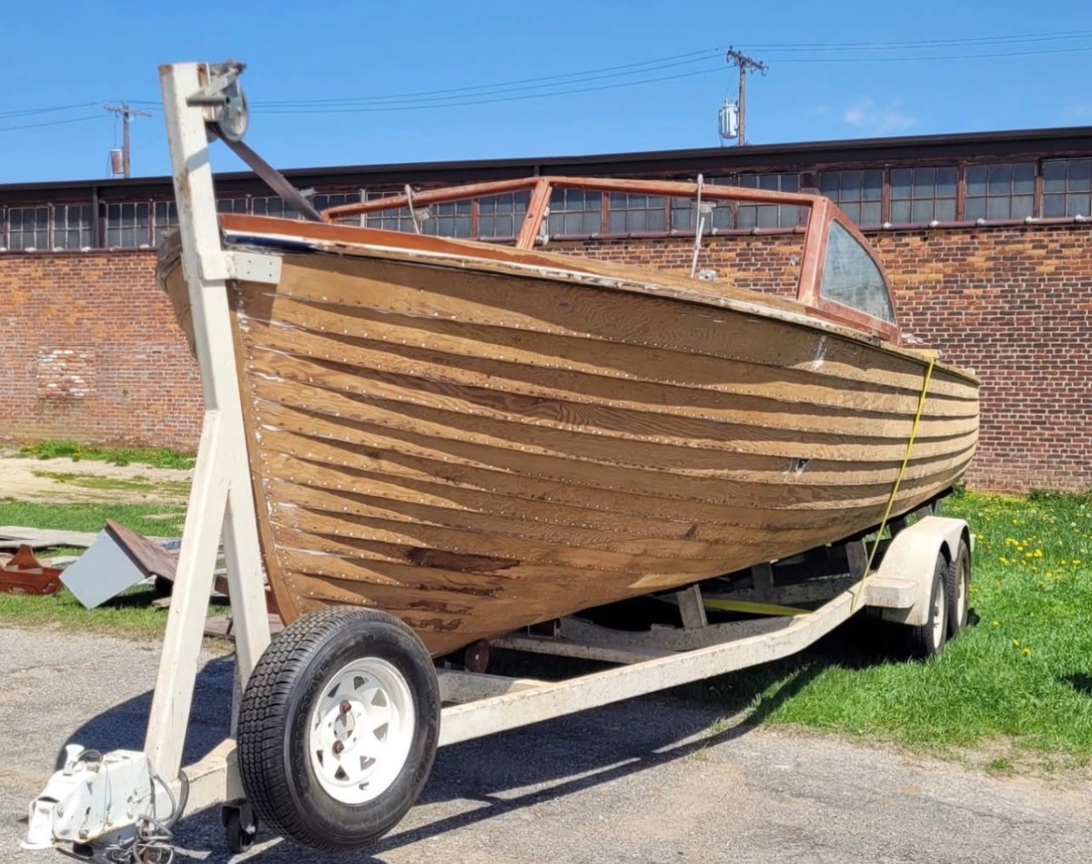 1955 Chris Craft Sea Skiff Utilities - 26.0ft Inboard  in Toledo, OH