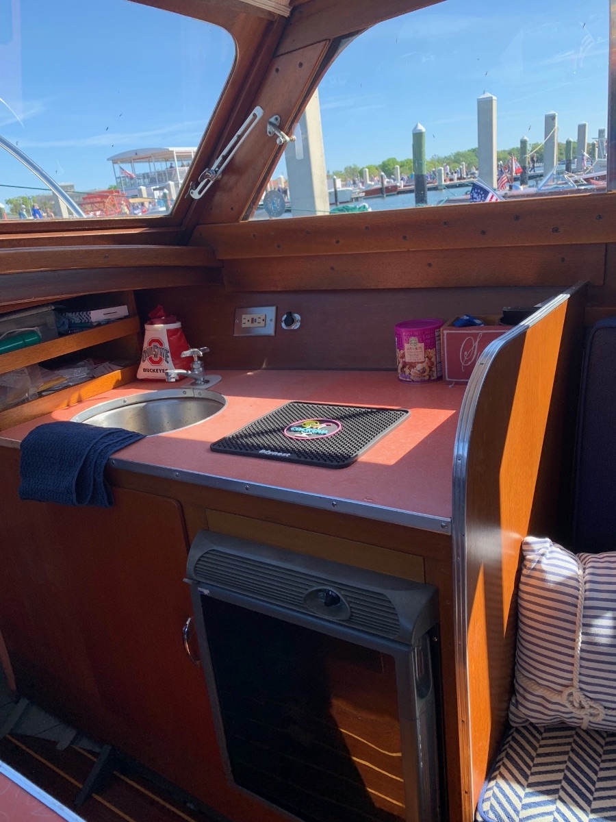 1956 Chris Craft Sedan Cruiser  - image 9