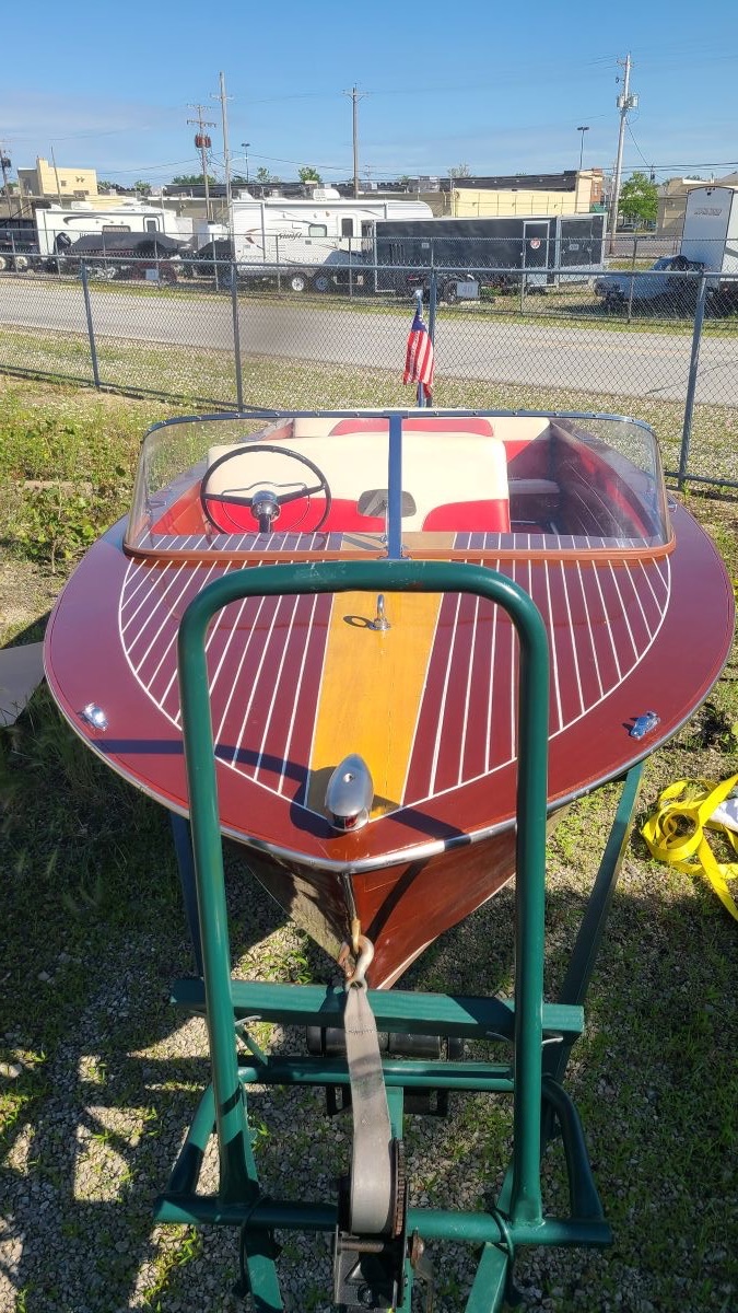 1959 Chris Craft Ski Boat Utilities - 17.0ft Inboard  in Titusville , FL