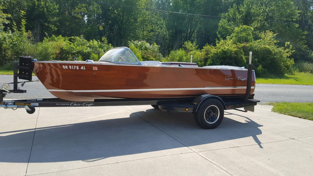 1959 Chris Craft Sportsman Runabouts - 17.0ft Inboard  in St. Mary's , OH