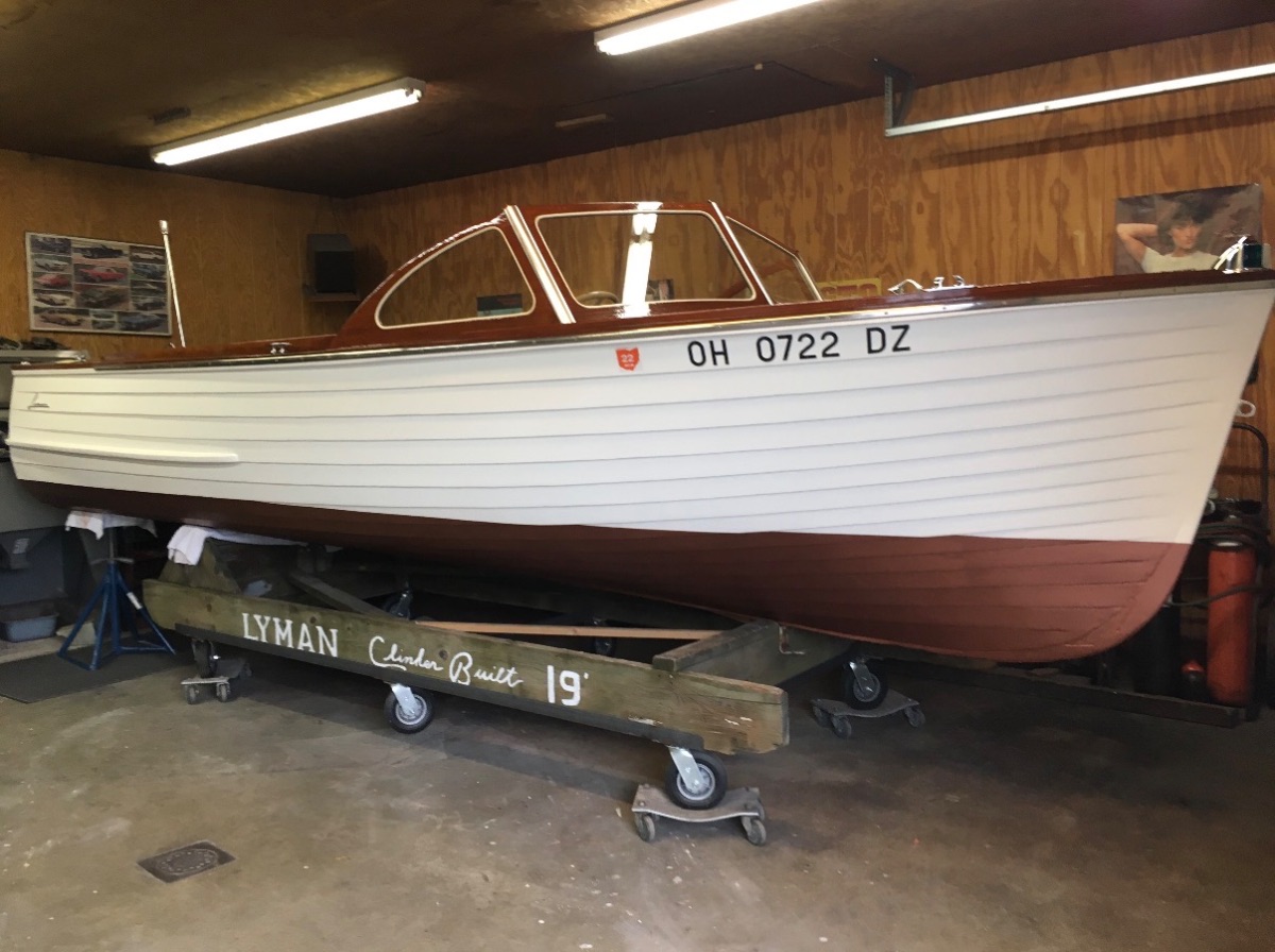 1959 Lyman Runabout Utilities - 19.0ft Inboard  in Tiffin, OH
