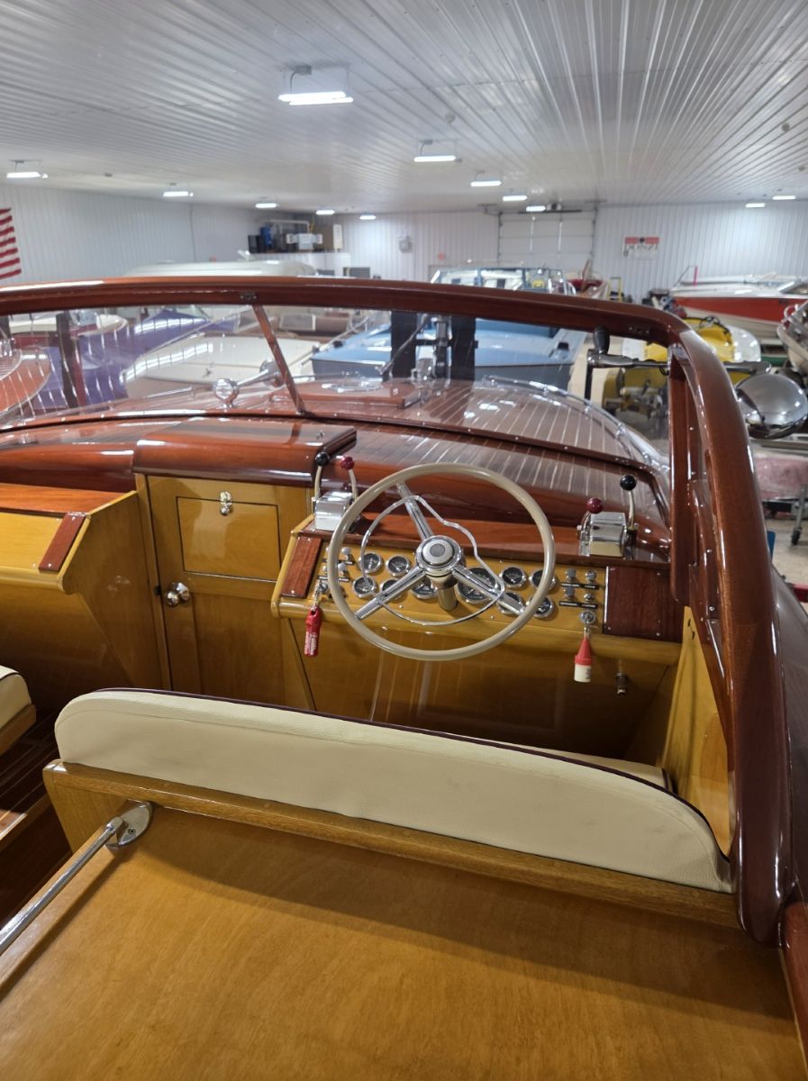 1959 Shepherd 27' Rear Engine Runabout - image 8