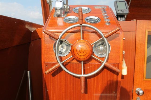 1961 Chris Craft Constellation - image 5