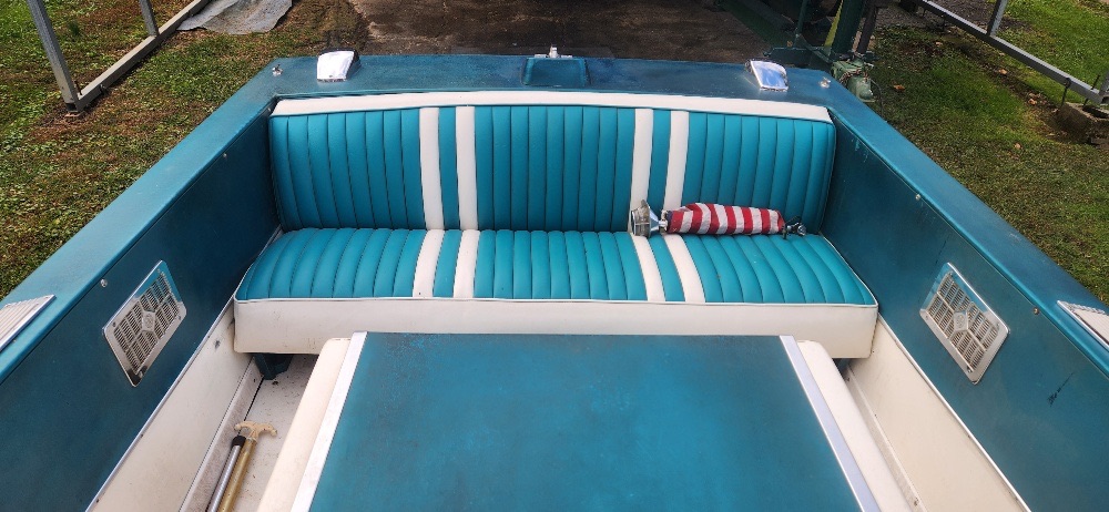 1962 Chris Craft Cavalier - image 4