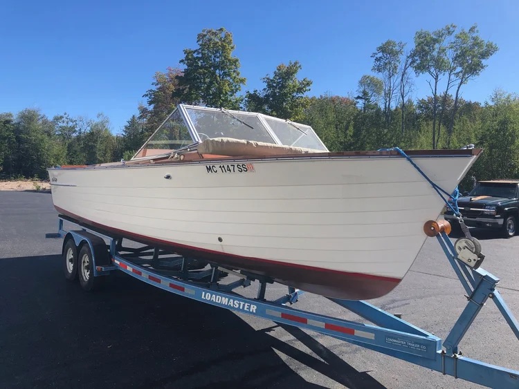 1962 27’ Chris Craft Sea Skiff