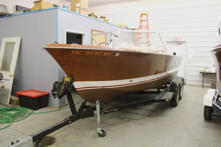 1963 20’ Chris Craft Caravelle