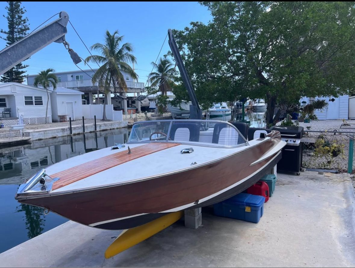 1963 Chris Craft Holiday - image 5