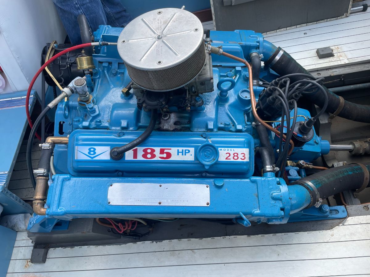 1965 Chris Craft Cavalier - image 7