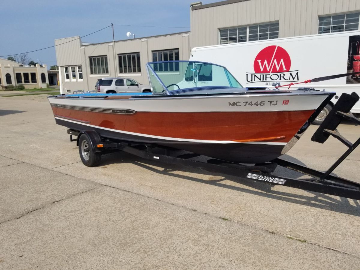  1966 23' Century Coronado