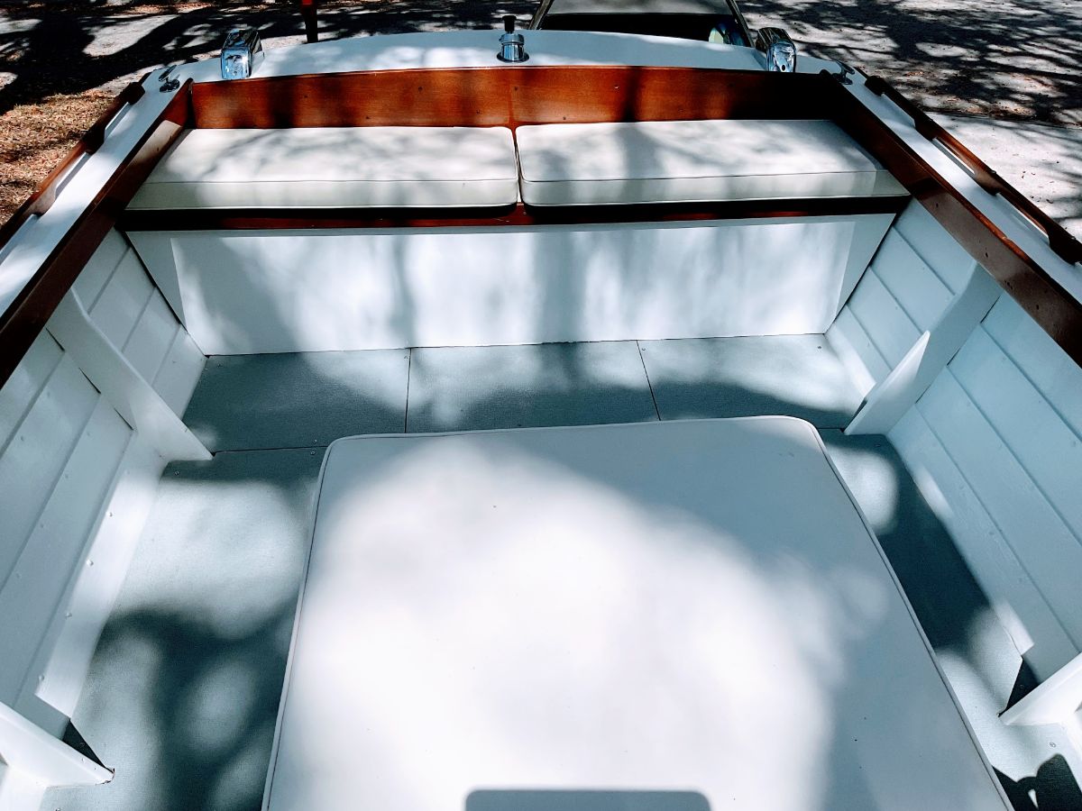 1966 Chris Craft Cavalier - image 4