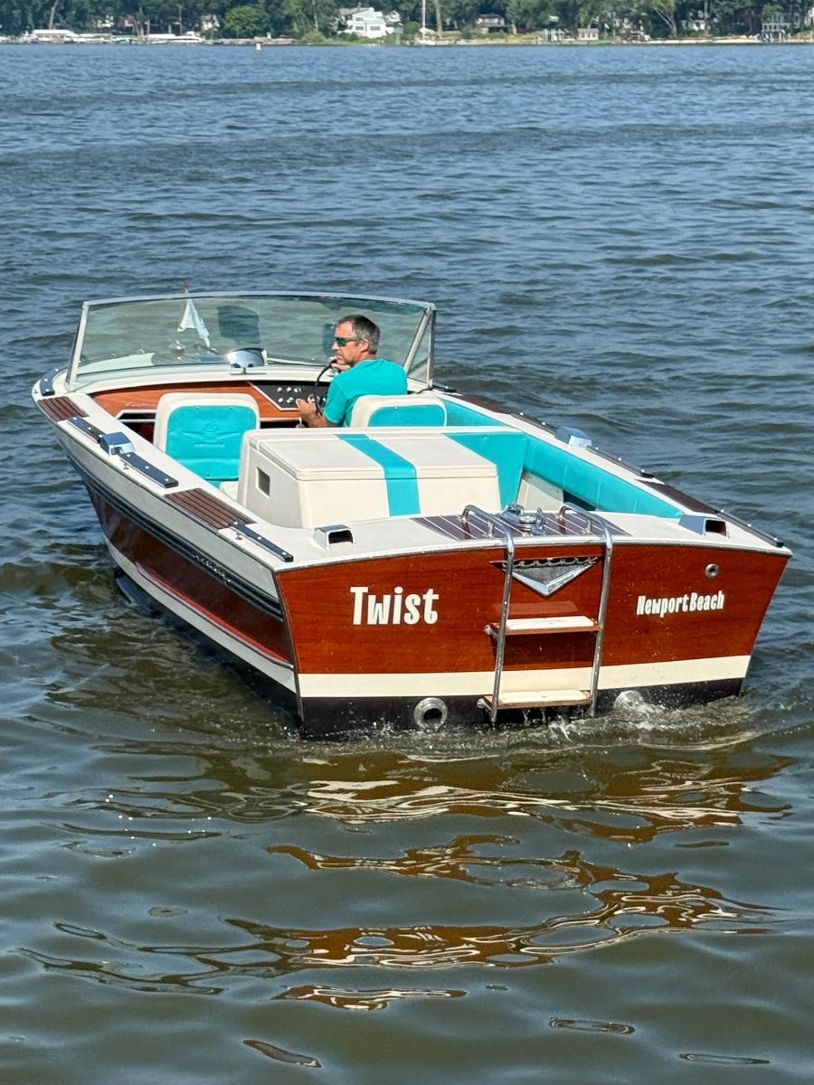 1967 Century Coronado - image 7