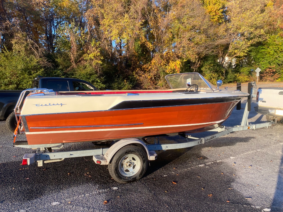 1967 Century Sabre - image 3