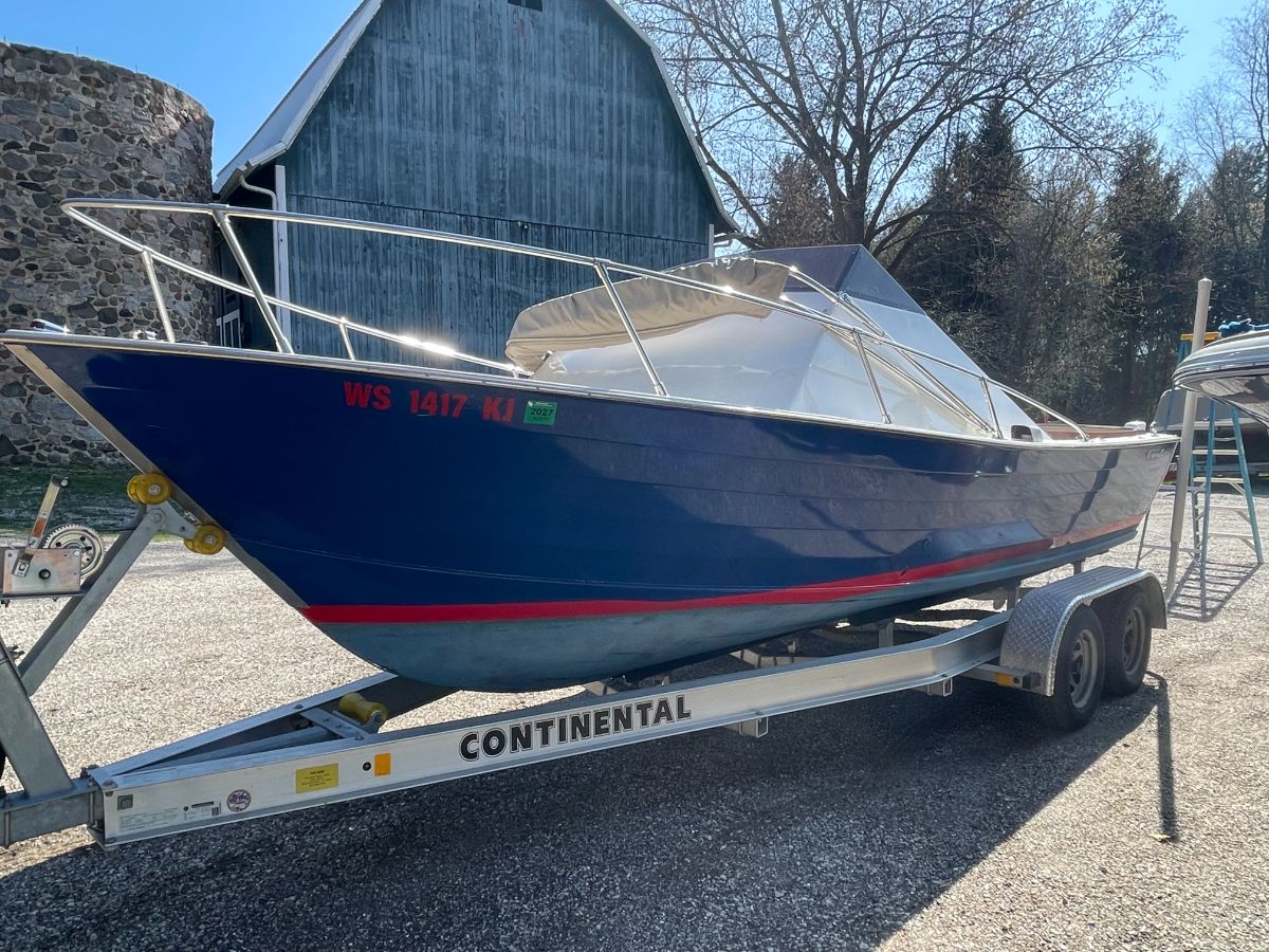 1967 Chris Craft Cavalier  - image 9