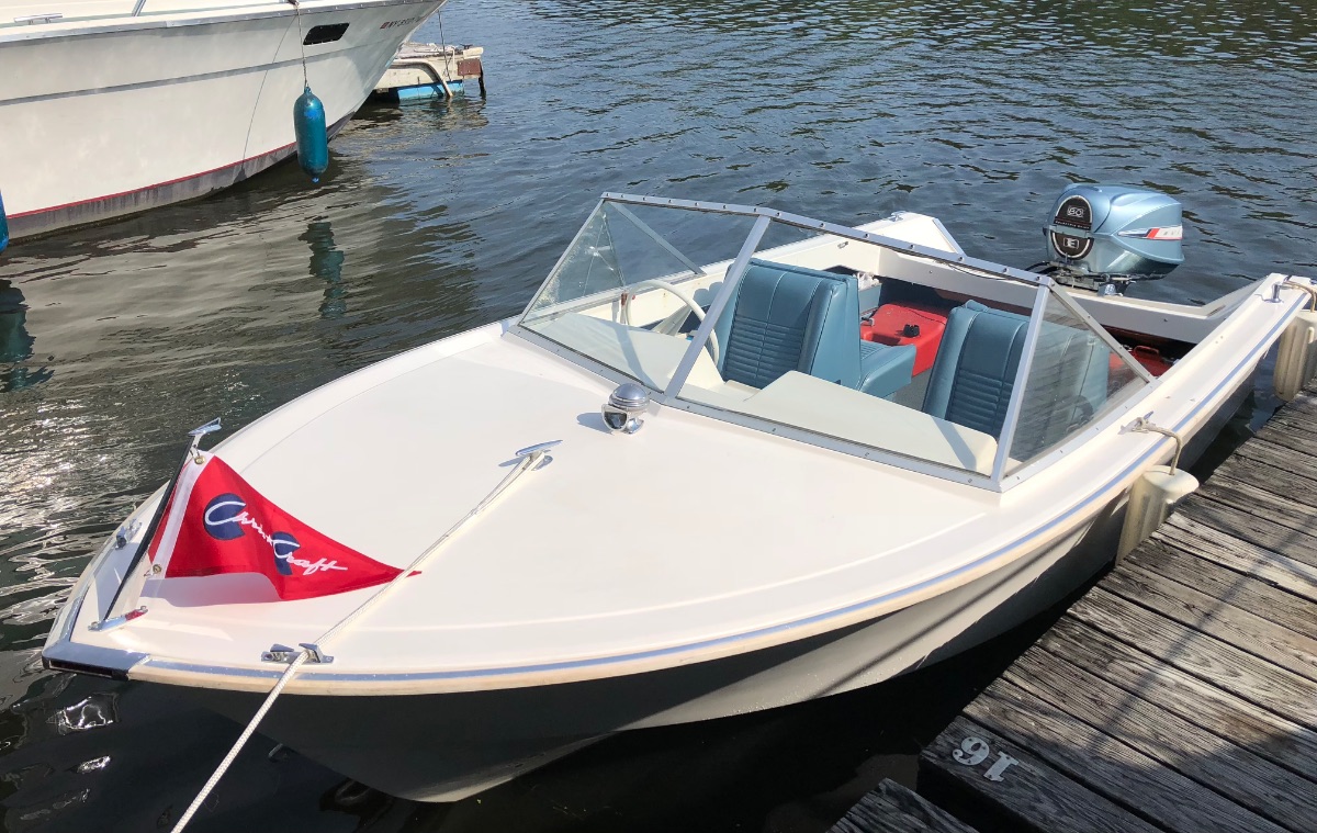 1967 Chris Craft Corsair Outboards - 16.0ft Outboard in Rexford , New York