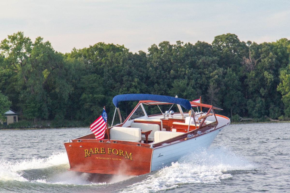 1967 29' Lyman Sportsman